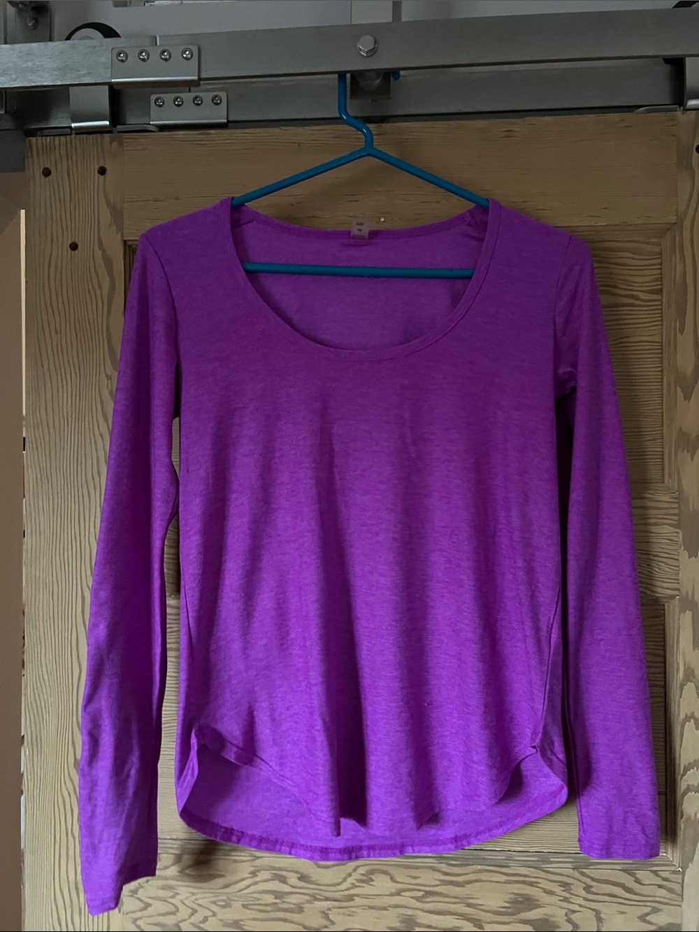 Beyond Yoga Scoop Neck Long Sleeve Top - Magenta Purple